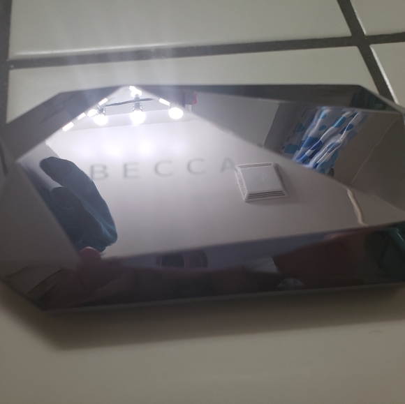 Becca Ocean Jewels Highlighter Palette - Picture 2 of 2